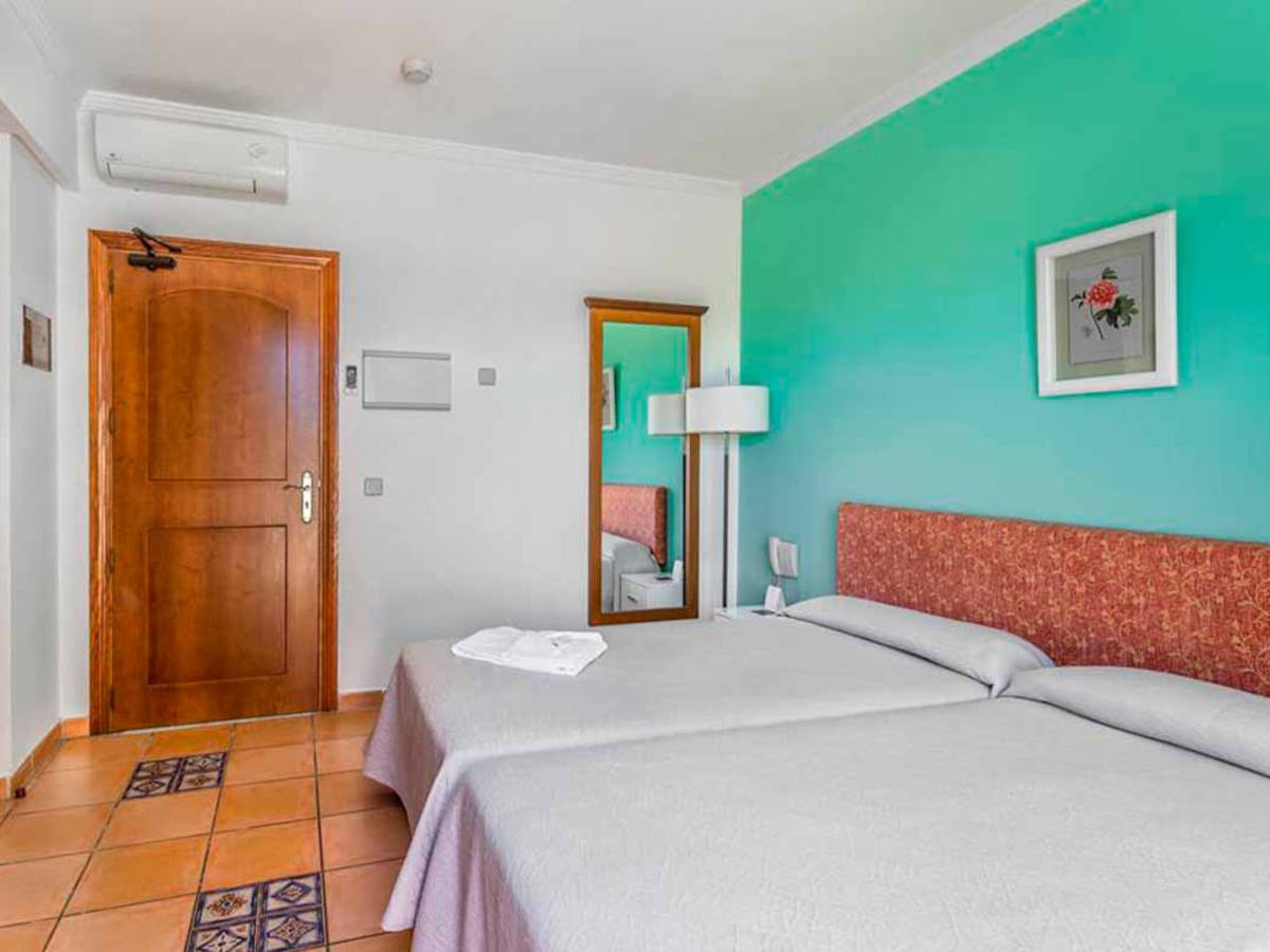 Studio vell mari hotel & resort